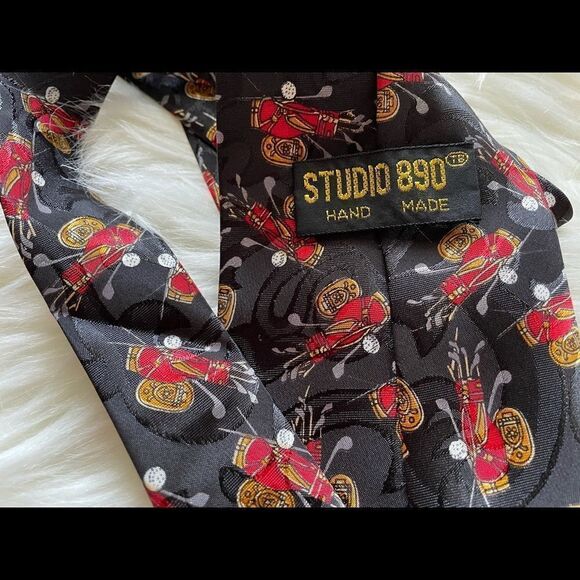 Studio 890 hand made silk tie golf print - Picture 3 of 3